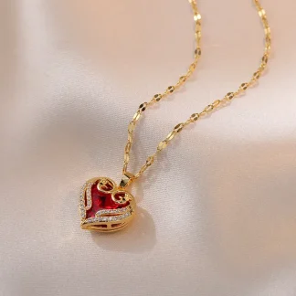 Elegant Heart Pendant Necklace