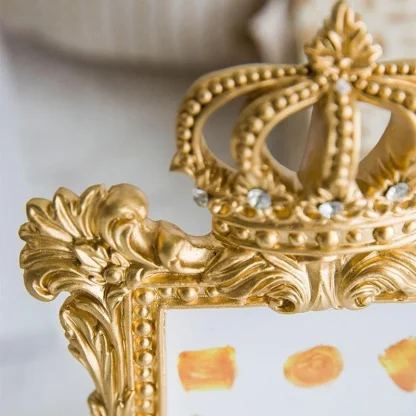 Crown Shaped Picture Frame For Mom - Image 6