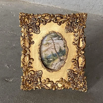 Vintage-like Picture Frame For Mom - Image 4