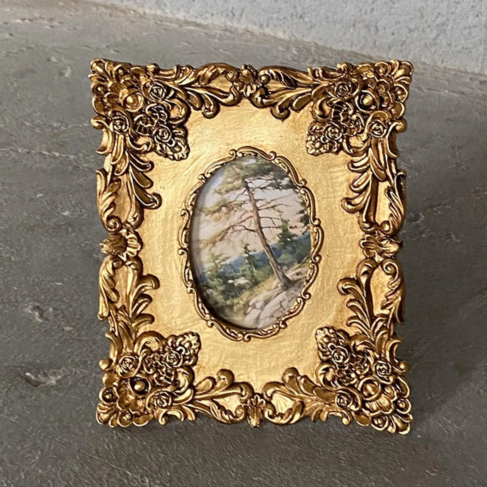 Vintage Picture Frame Photo Picture Holder Decorative Wall Hanging Frame Tabletop Photo Frame Luxury Photo Frame for Bedroom