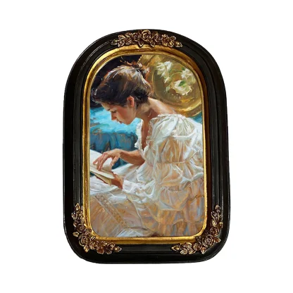 Antique-like Picture Frame For Mom