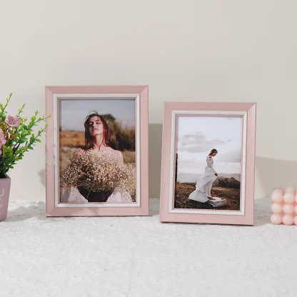 Lightweight Picture Frame For Mom